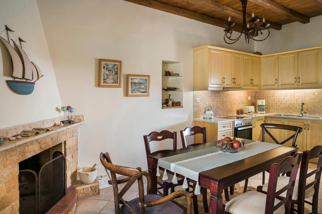 Traditional Stone House Anofli 1843 Fiskardo Kefalonia المظهر الخارجي الصورة